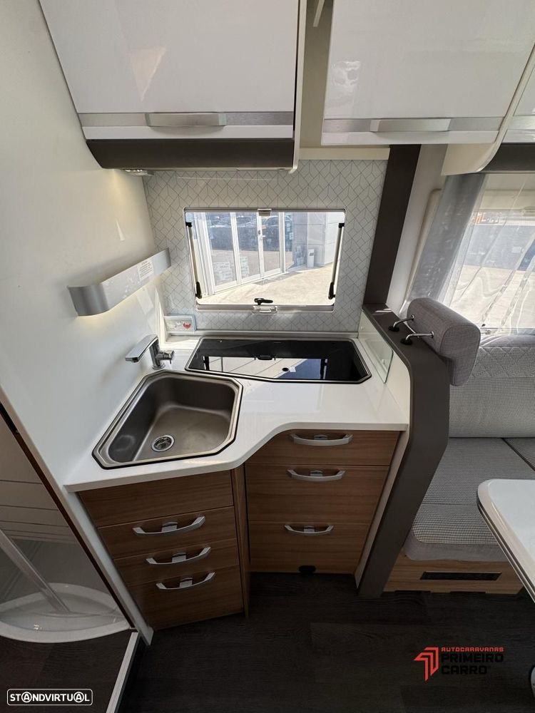 Adria Matrix 640 DC GT Edition c.central e basculante - 9