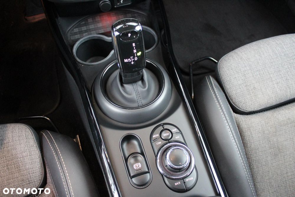 MINI Clubman - 13