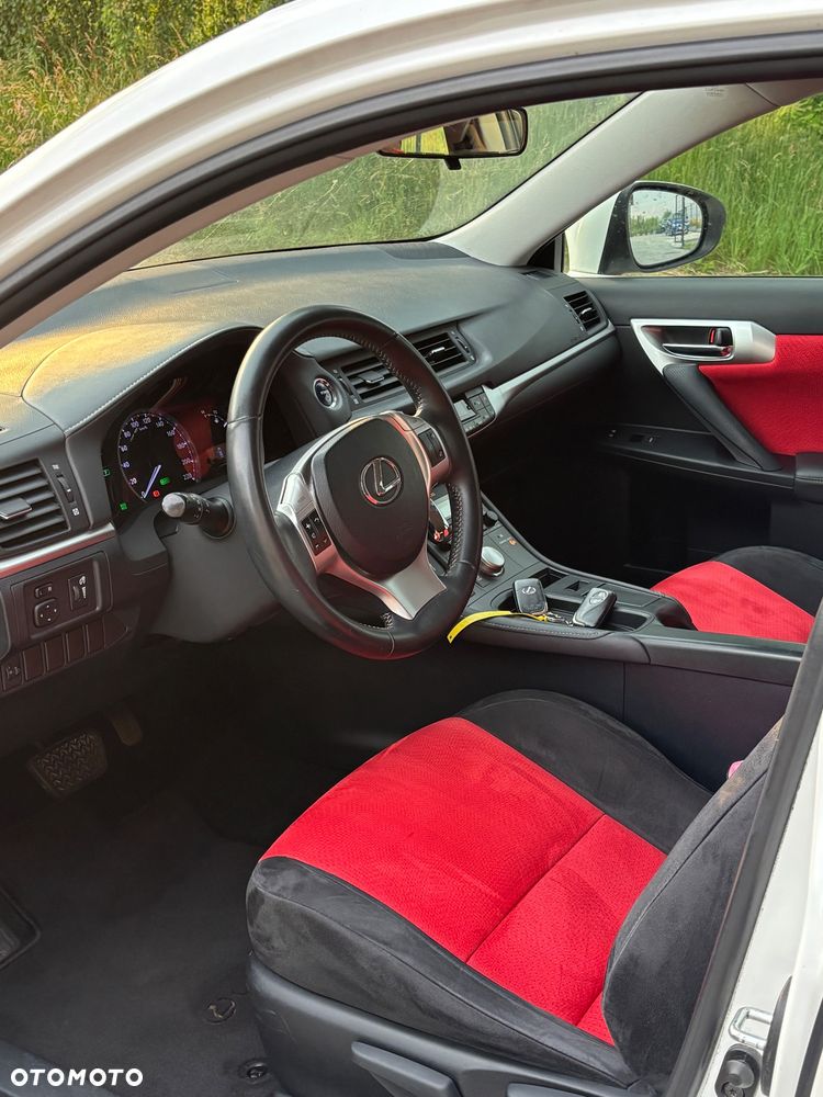 Lexus CT 200h Classic - 33