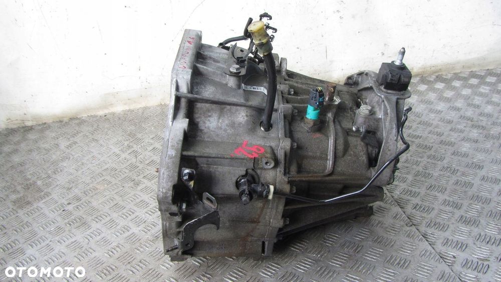 TRAFIC VIVARO III 1.6 SKRZYNIA BIEGÓW PF6050 14- - 11