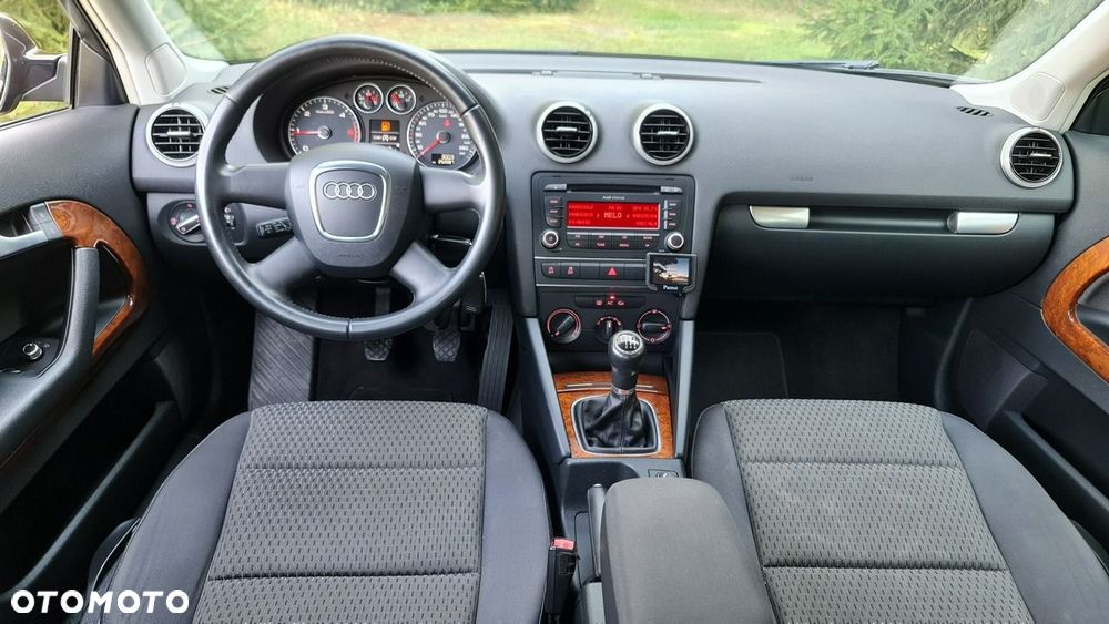 Audi A3 3-drzwiowe 2.0 TDI DPF Ambiente - 5