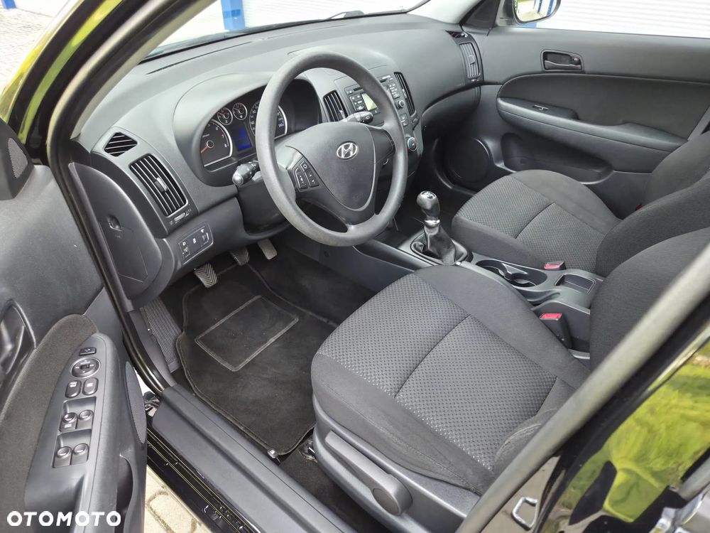 Hyundai i30 1.4 FIFA WM Edition - 15
