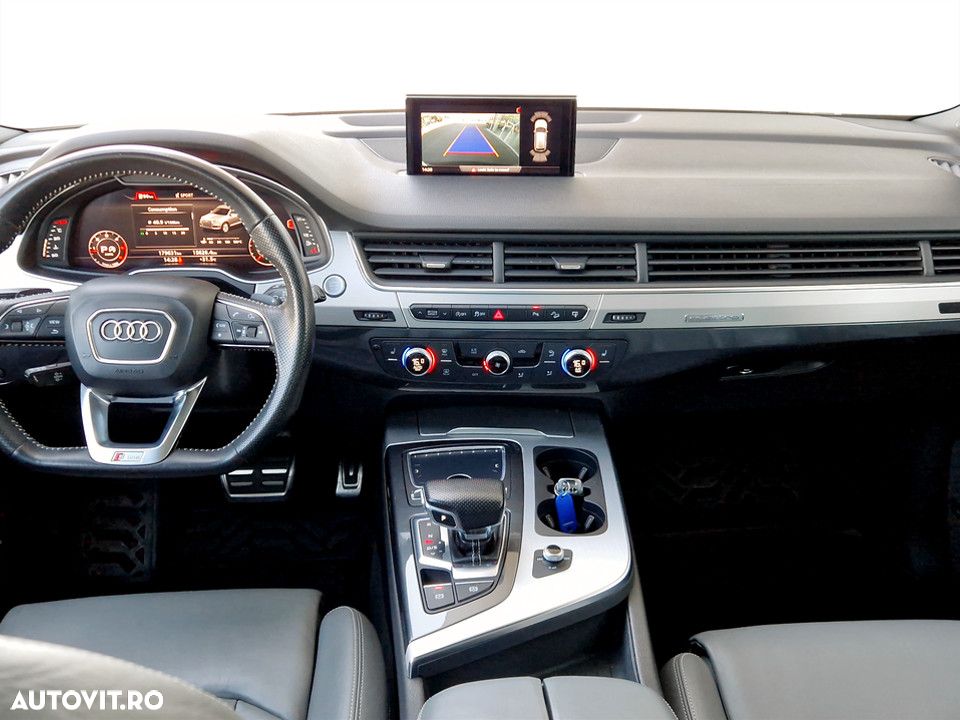 Audi Q7 - 13