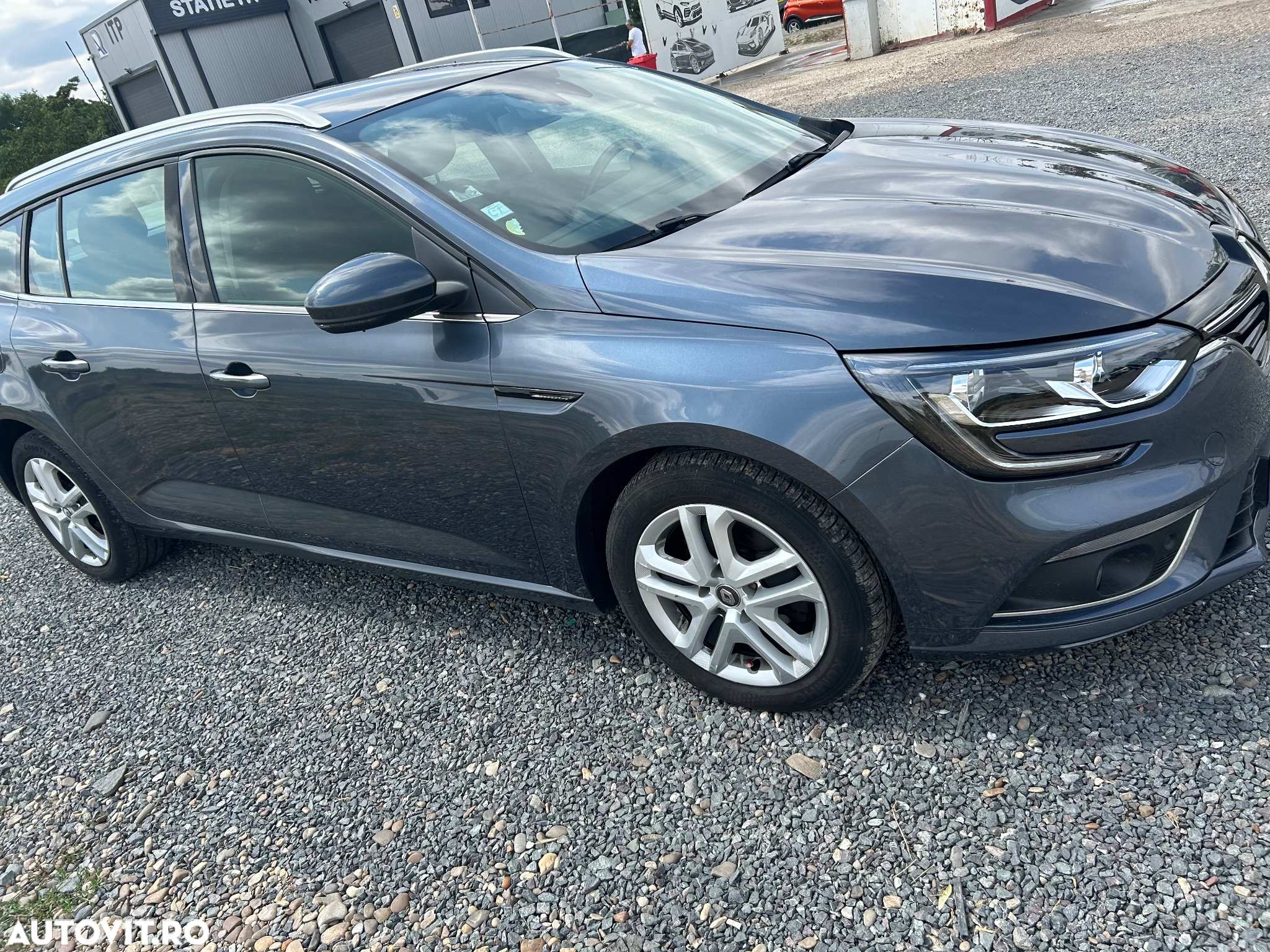 Renault Megane ENERGY dCi 110 EDC BUSINESS - 7