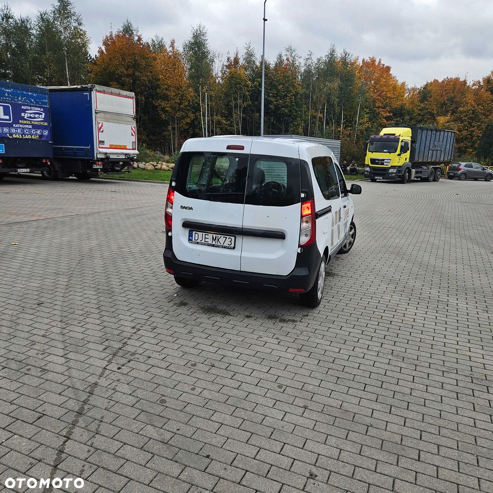 Dacia Dokker - 5