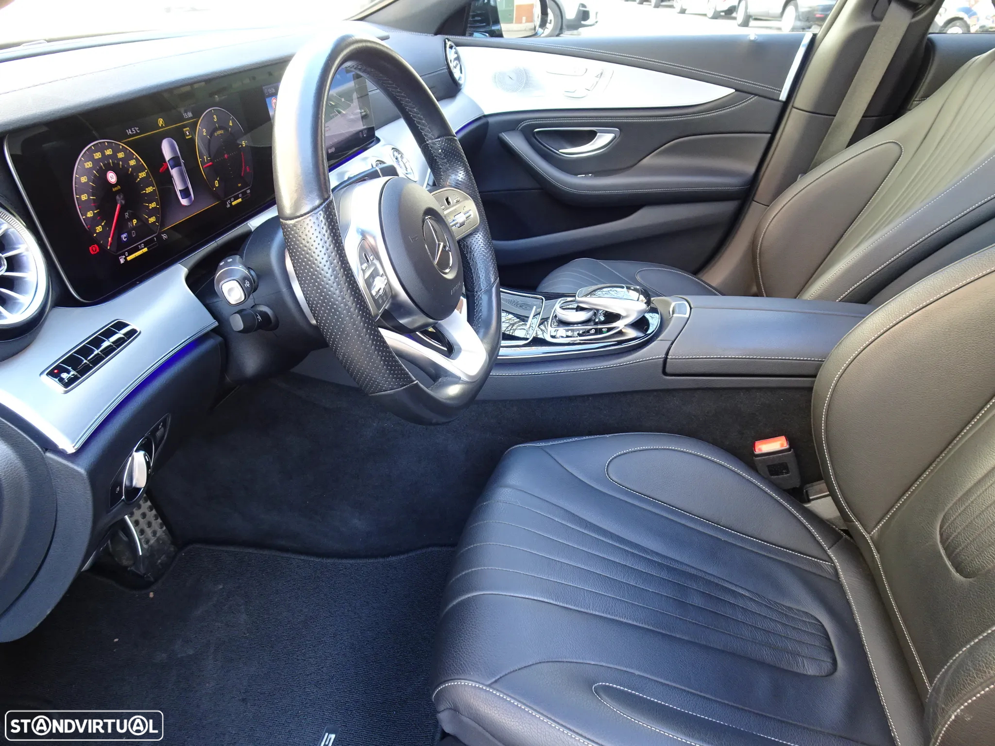 Mercedes-Benz CLS 300 d AMG Line - 22