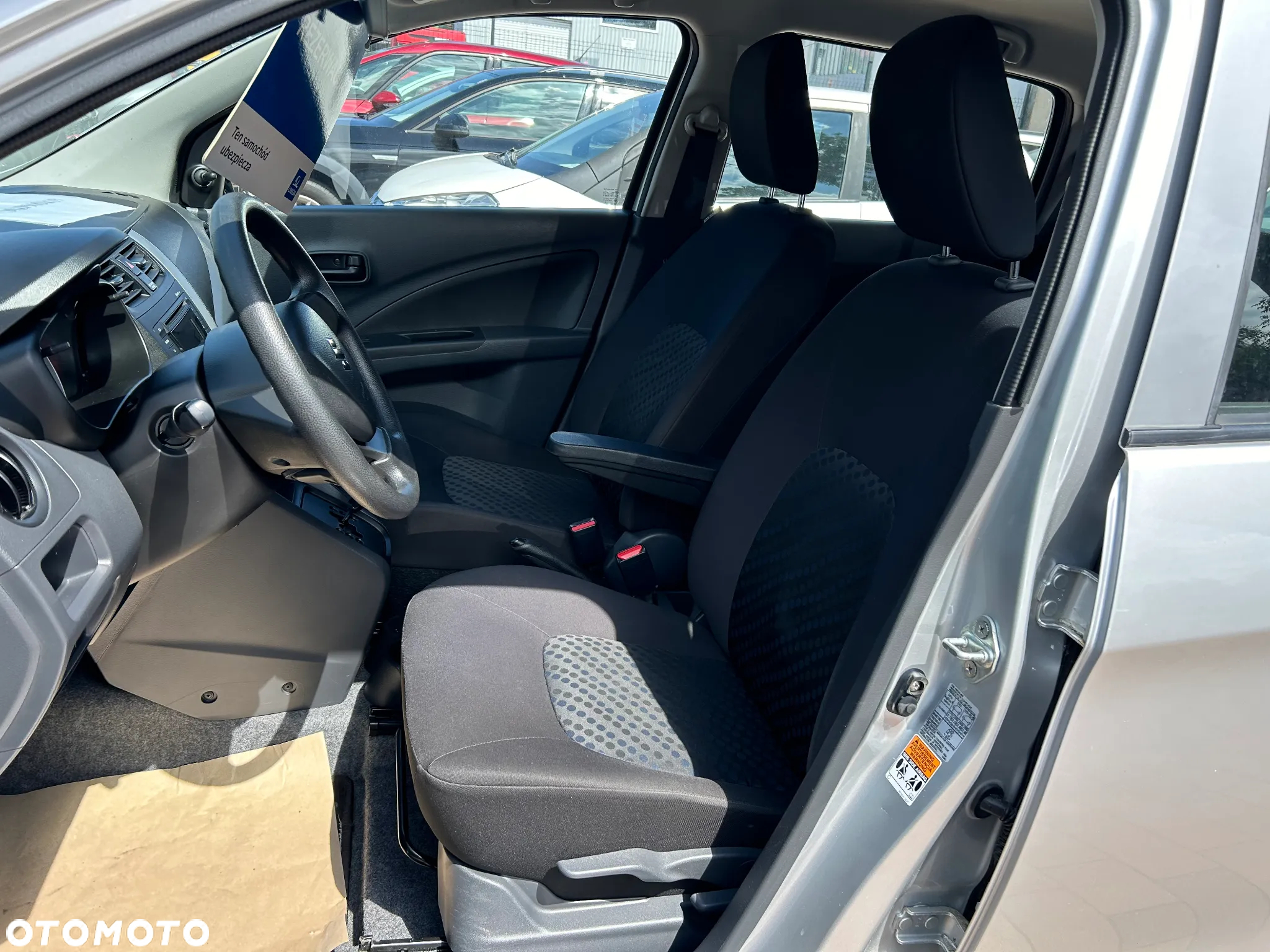 Suzuki Celerio 1.0 Comfort AGS - 9