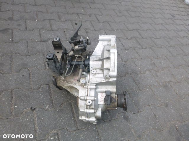 MANUALNA SKRZYNIA BIEGÓW SKODA FABIA II 1.2 JUS - 13