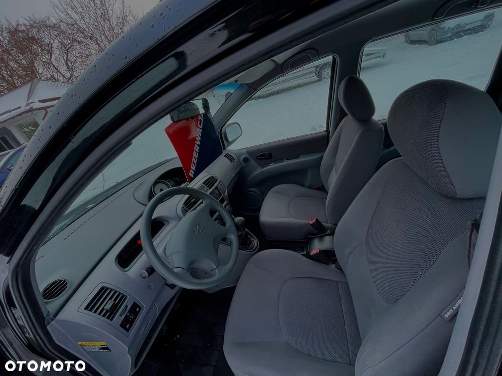 Hyundai Matrix 1.6 GLi - 11