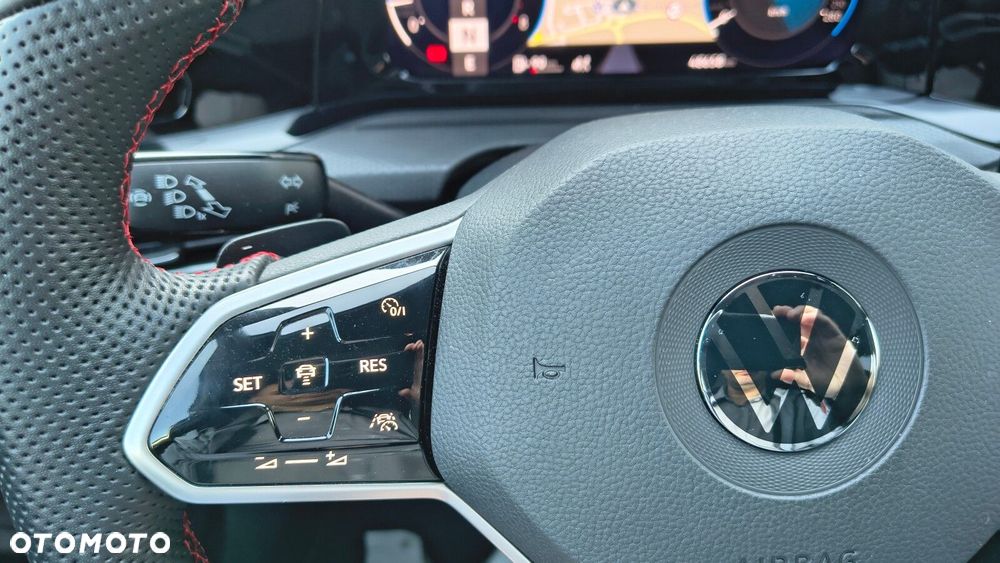 Volkswagen Golf - 20