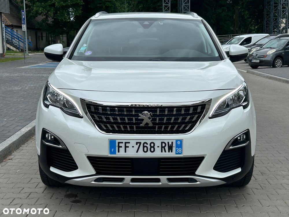 Peugeot 3008 PureTech 130 Stop & Start GPF EAT8 Allure - 9