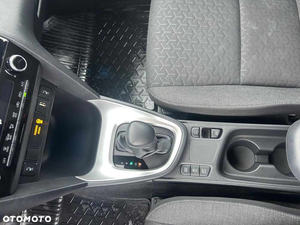 Toyota Yaris Cross Hybrid 1.5 Comfort - 18