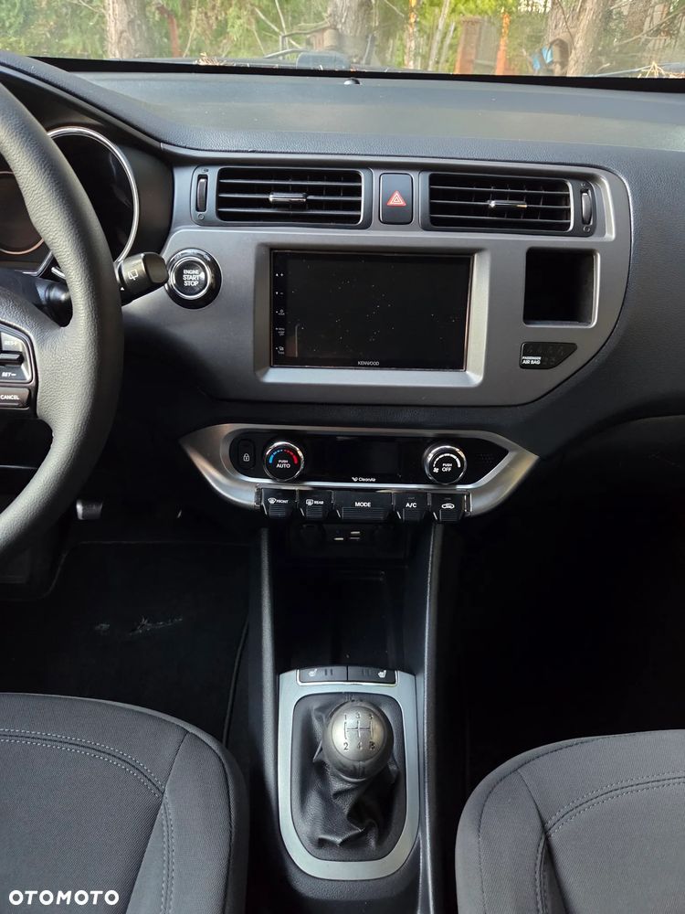 Kia Rio 1.2 XL - 29