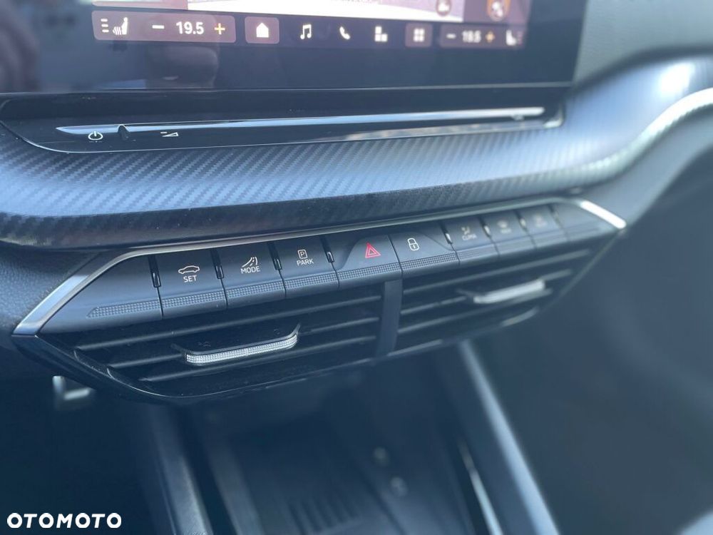 Skoda Octavia 1.5 TSI mHEV Sportline DSG - 38