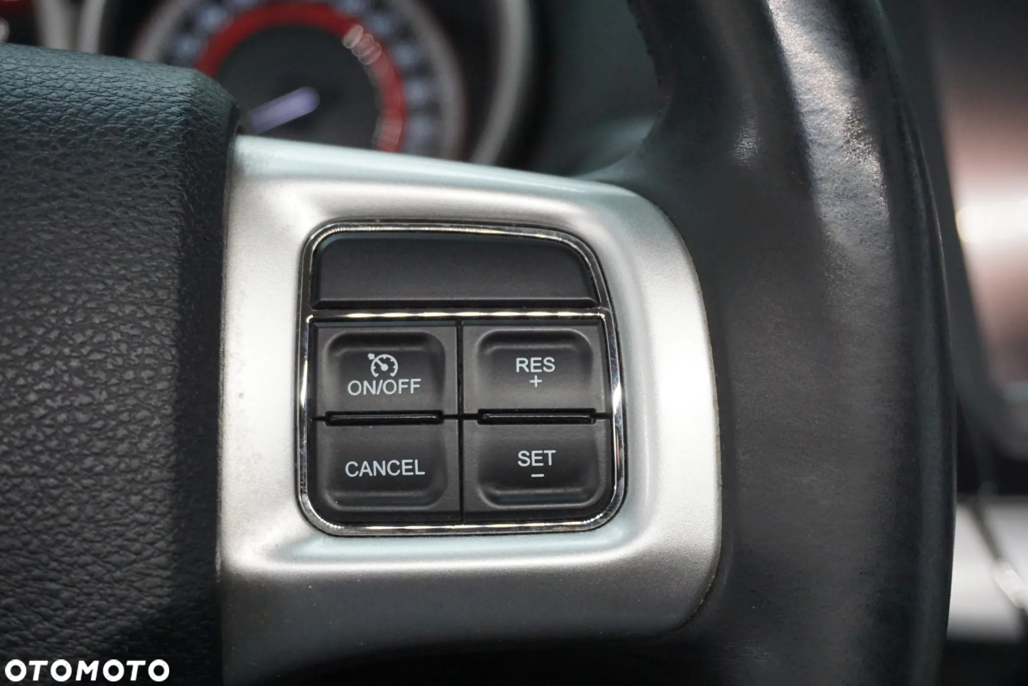 Fiat Freemont 2.0 Multijet Lounge AWD - 32