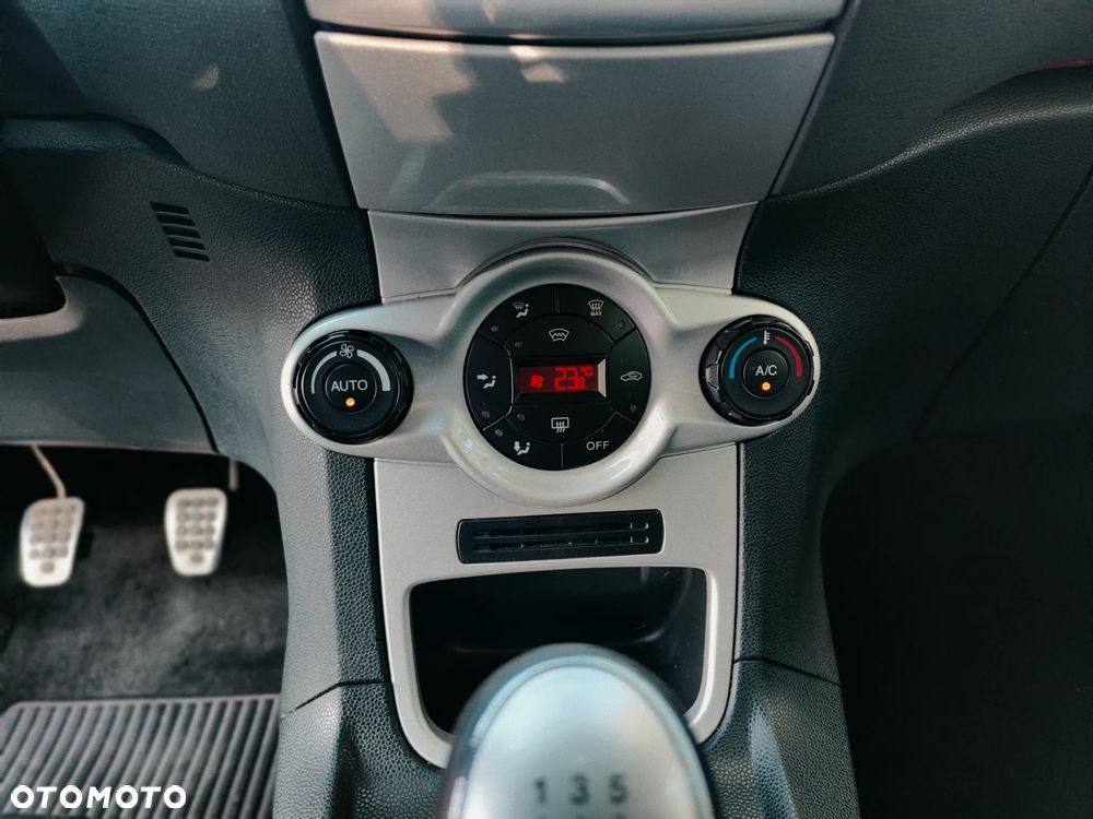 Ford Fiesta - 20