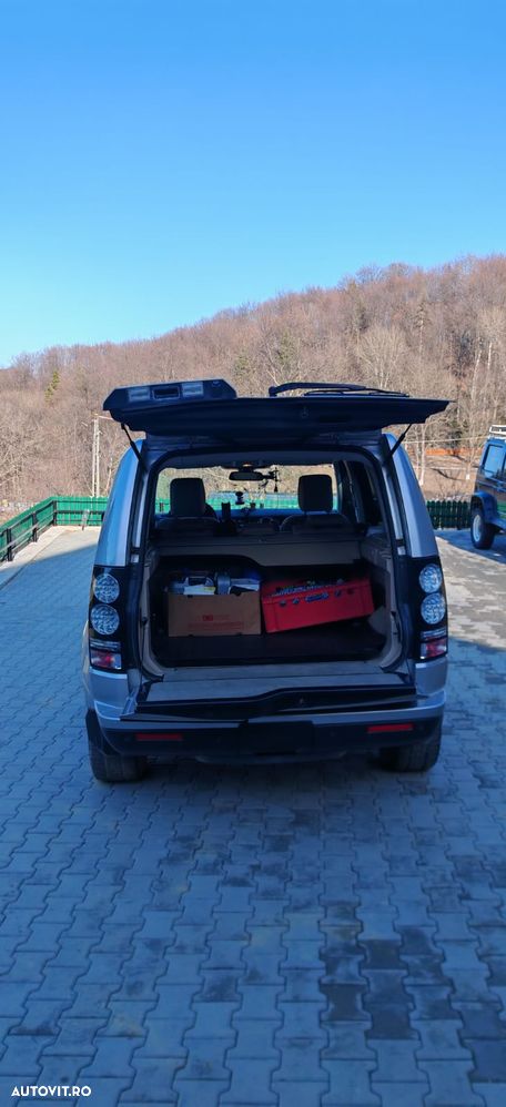 Land Rover Discovery 3.0 SDV6 HSE Aut - 23