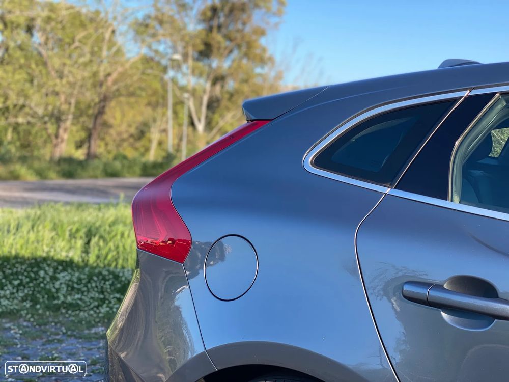 Volvo V40 1.6 D2 R-Design - 7