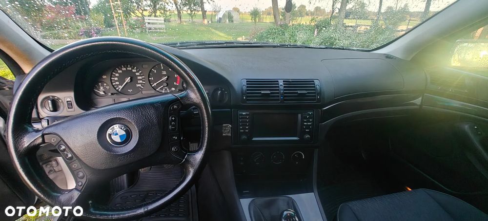 BMW Seria 5 520d - 19