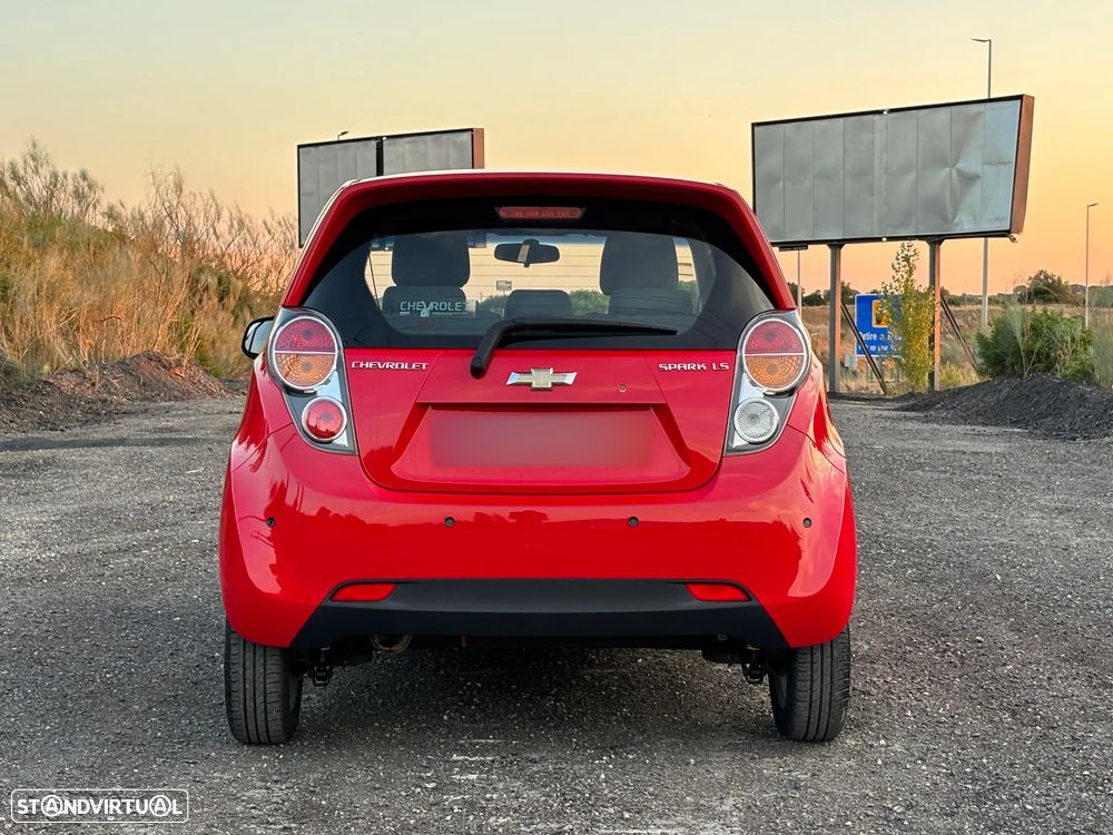 Chevrolet Spark 1.0 LT - 33