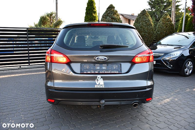 Ford Focus 2.0 TDCi Titanium ASS - 39