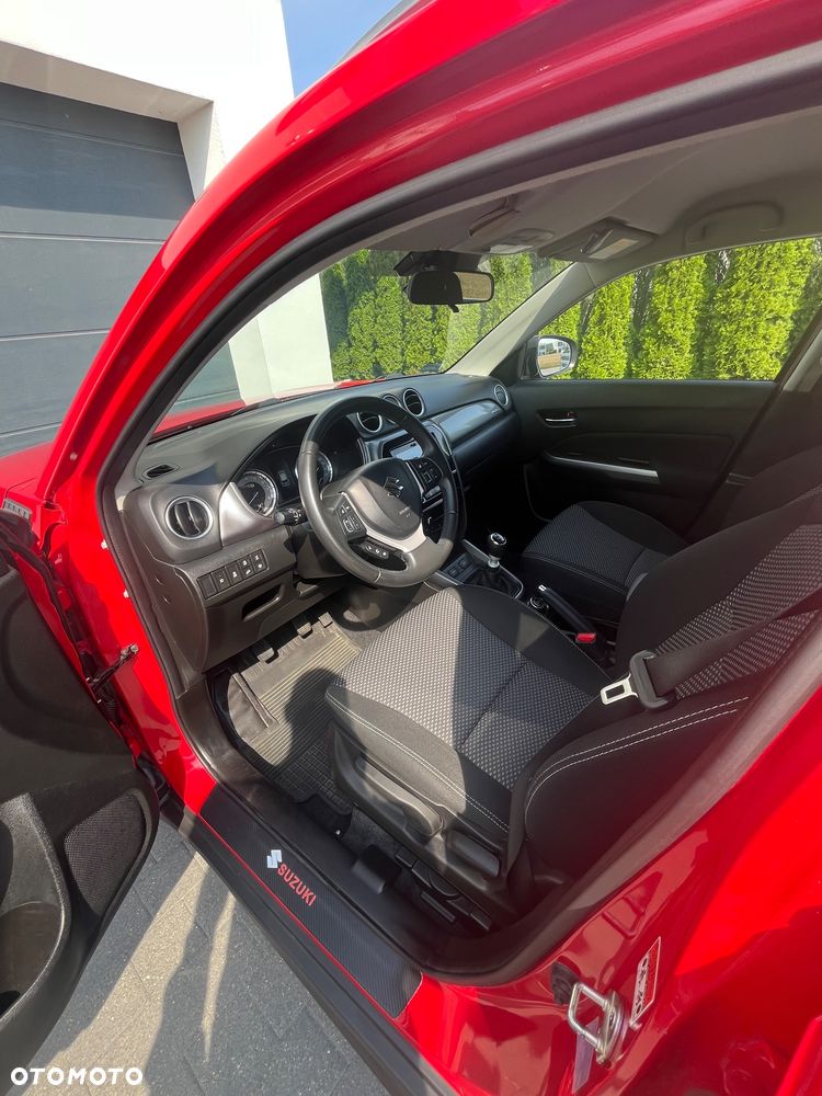 Suzuki Vitara 1.4 Boosterjet SHVS Premium 4WD - 6