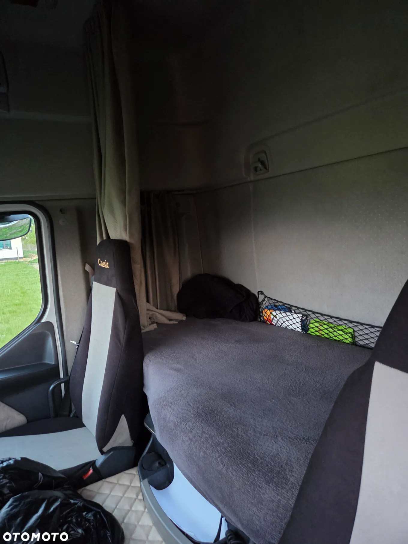 Renault Premium - 7