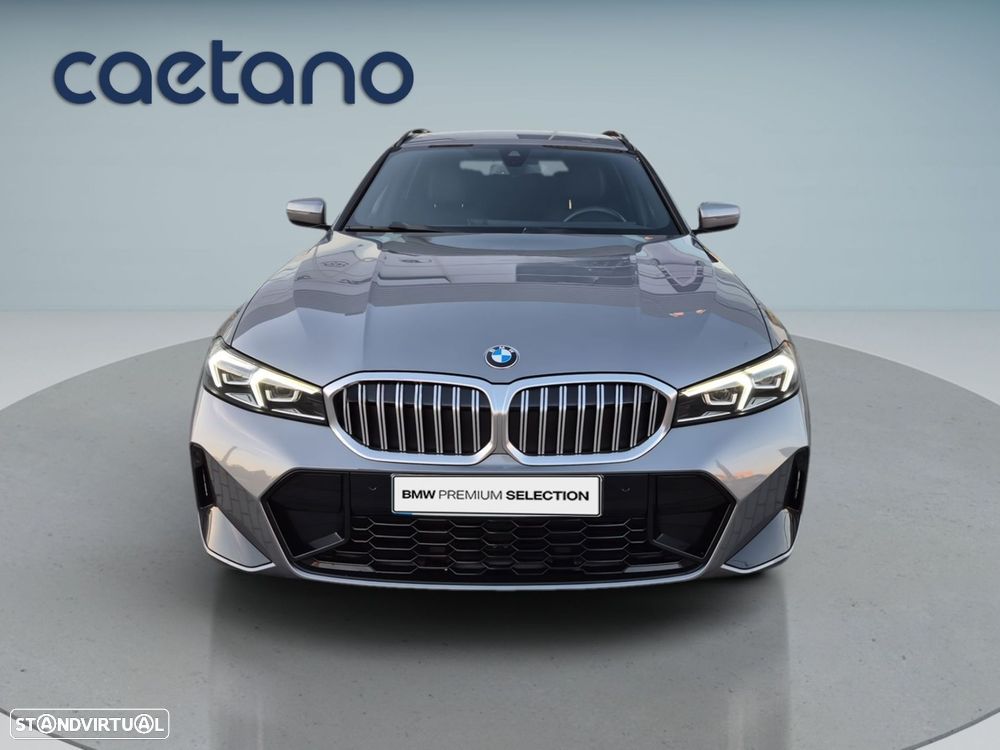BMW 320 d Pack Desportivo M Auto - 2