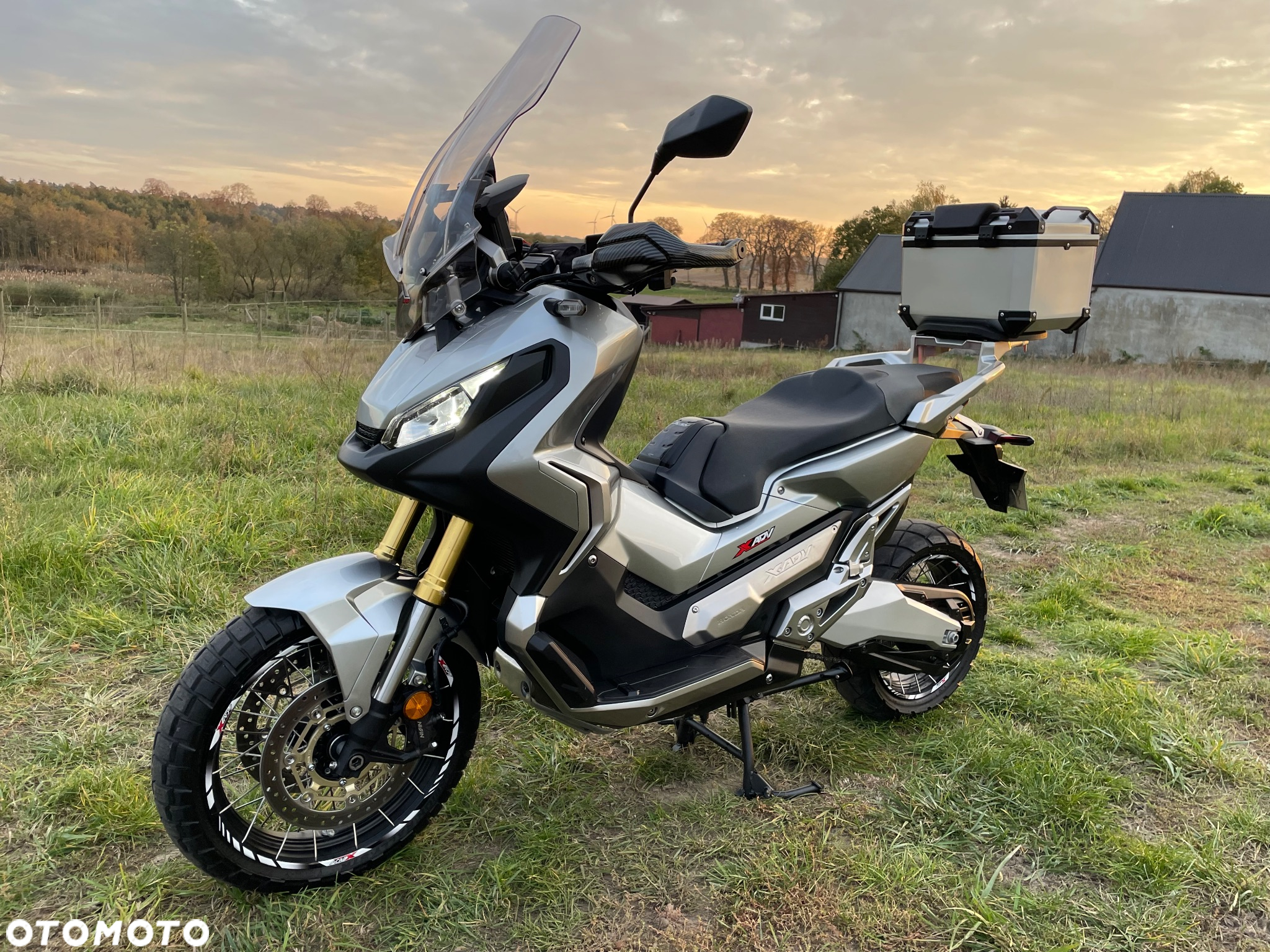 Honda X-ADV - 12