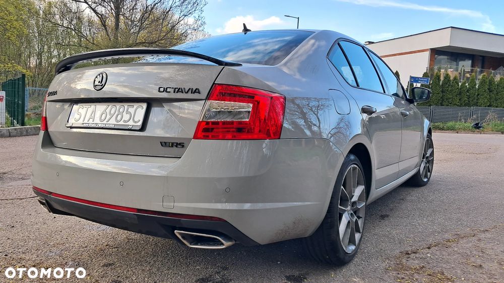 Skoda Octavia 2.0 TDI RS DSG - 4