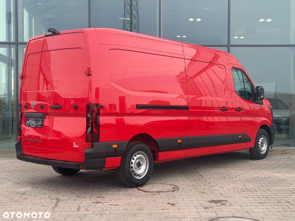 Nissan Interstar - 3