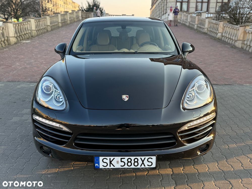 Porsche Cayenne - 2