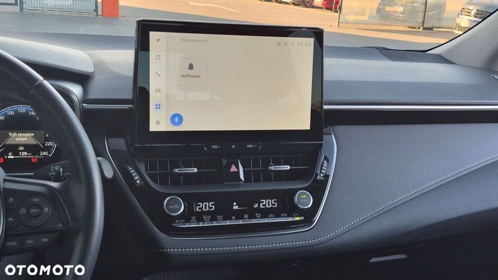 Toyota Corolla 1.8 Hybrid Comfort - 24
