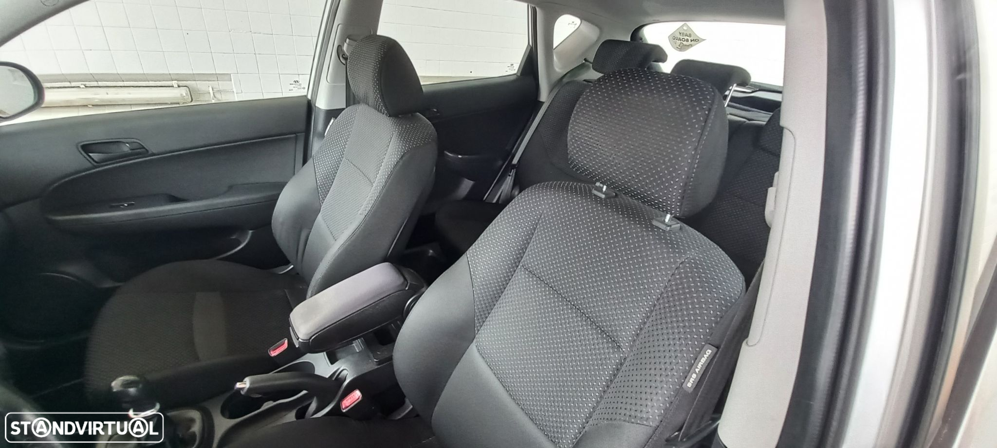 Hyundai i30 1.6 CRDI Blue Comfort CPF - 12