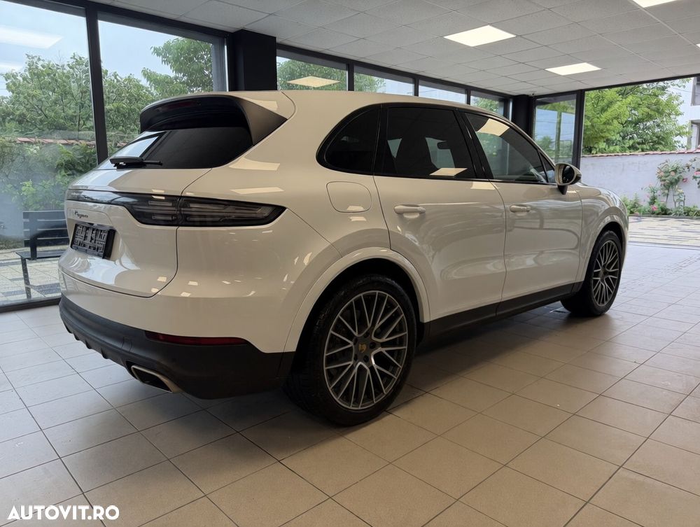 PORSCHE Cayenne 2021 — imagine 8