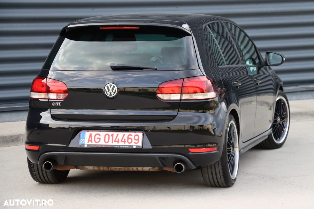 Volkswagen Golf - 9