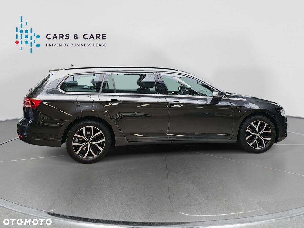 Volkswagen Passat 2.0 TDI EVO Business DSG - 29