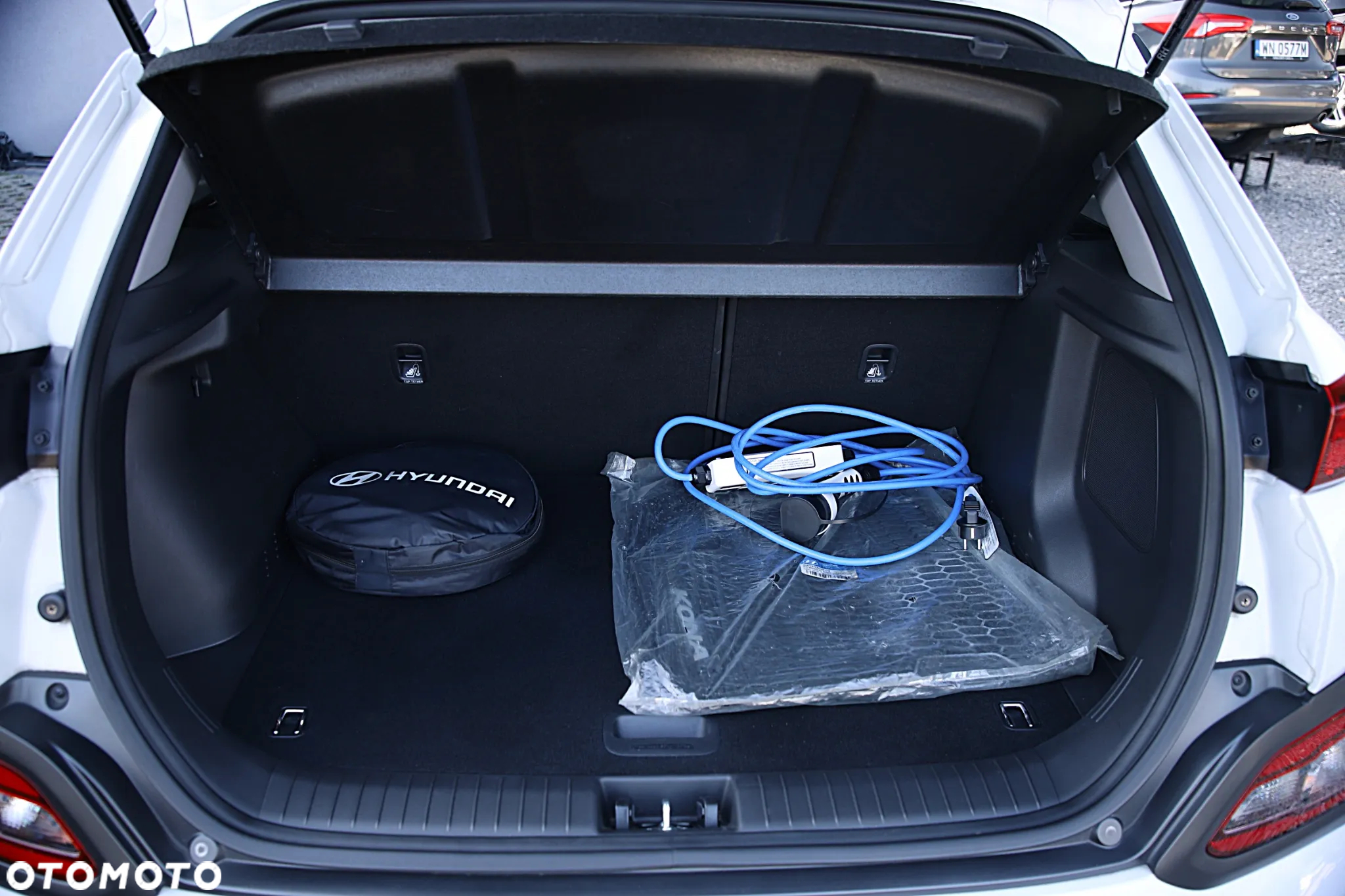 Hyundai Kona Electric 39kWh Premium - 16