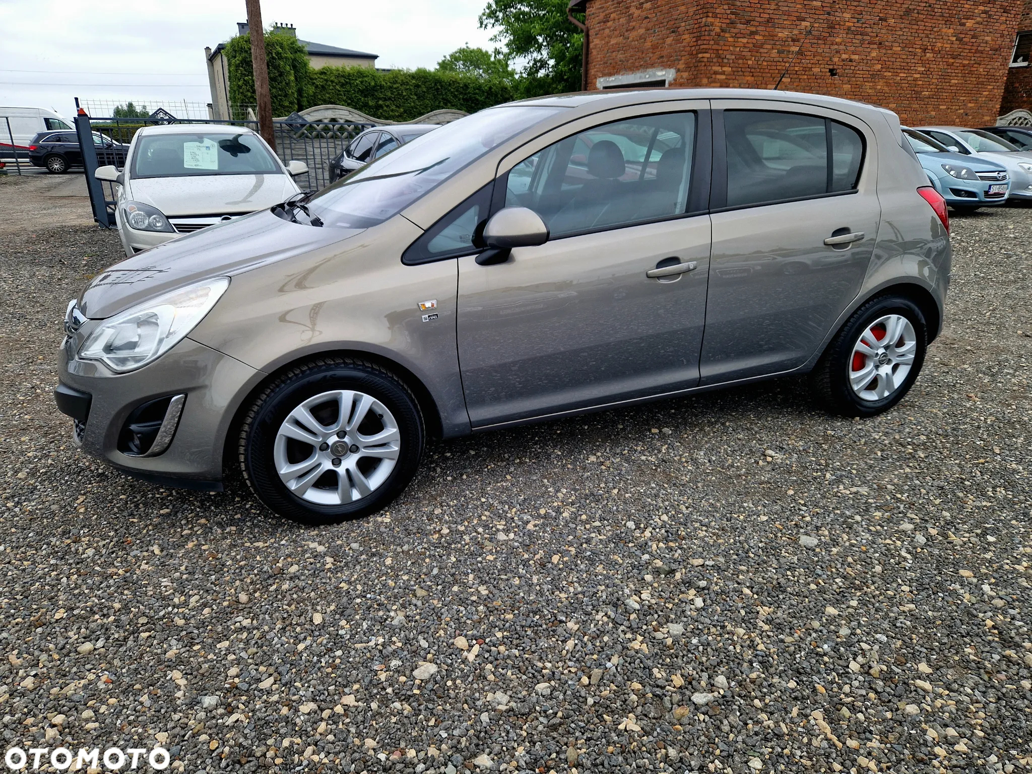 Opel Corsa 1.4 16V Innovation - 5