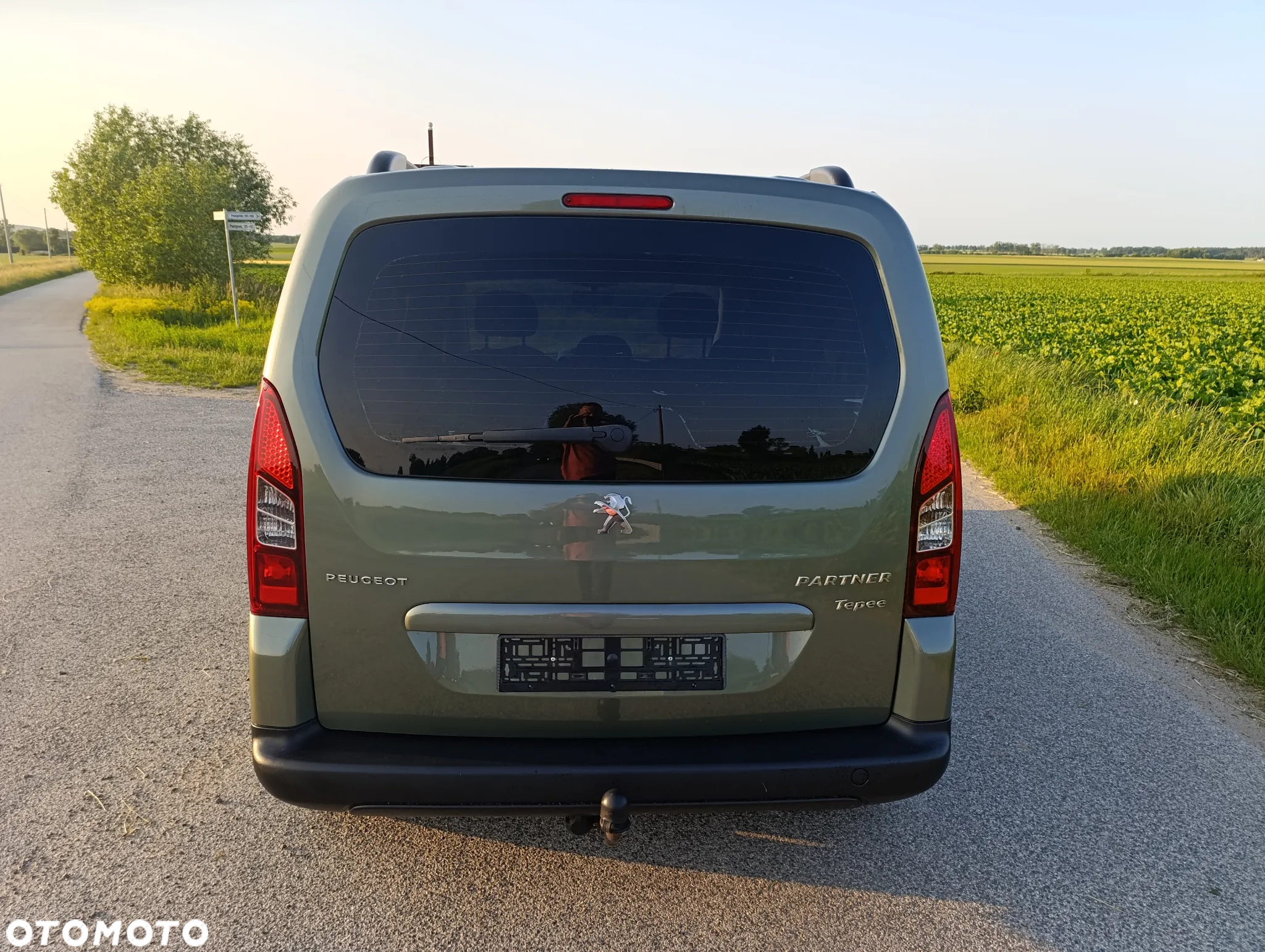 Peugeot Partner Tepee HDi FAP 110 Tendance mit Familien-Paket - 9