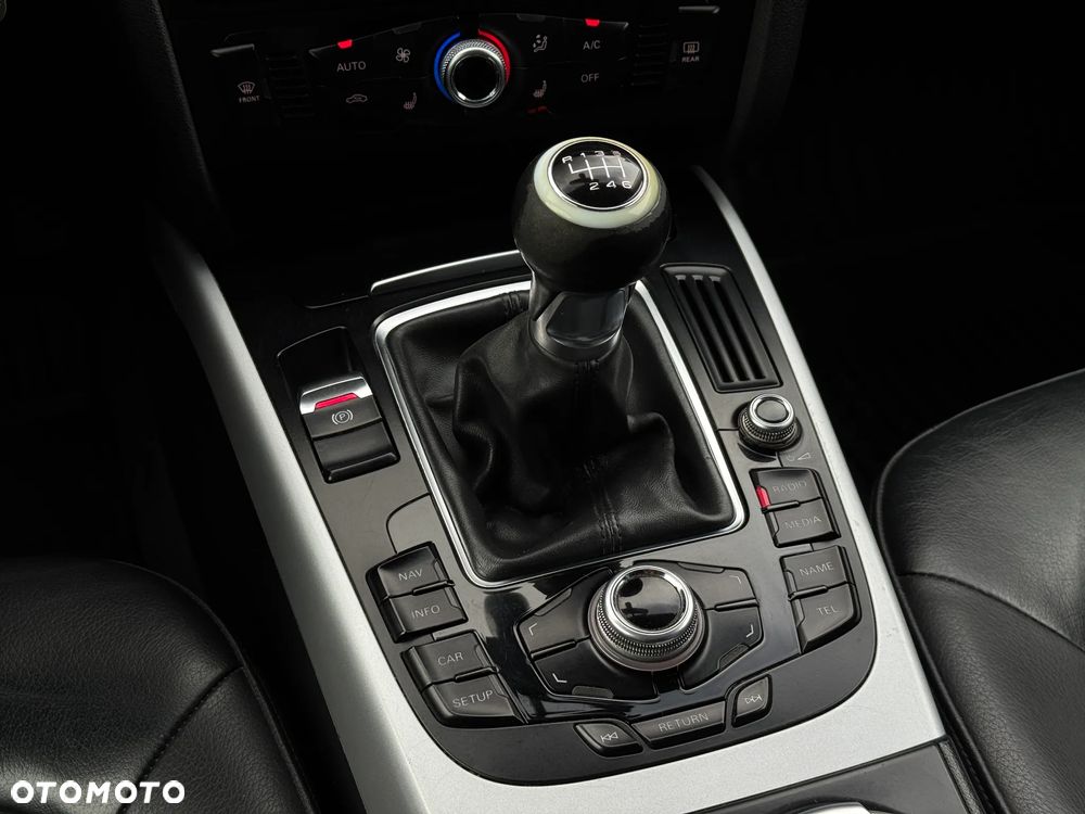 Audi A4 Avant 2.0 TDI ultra - 34