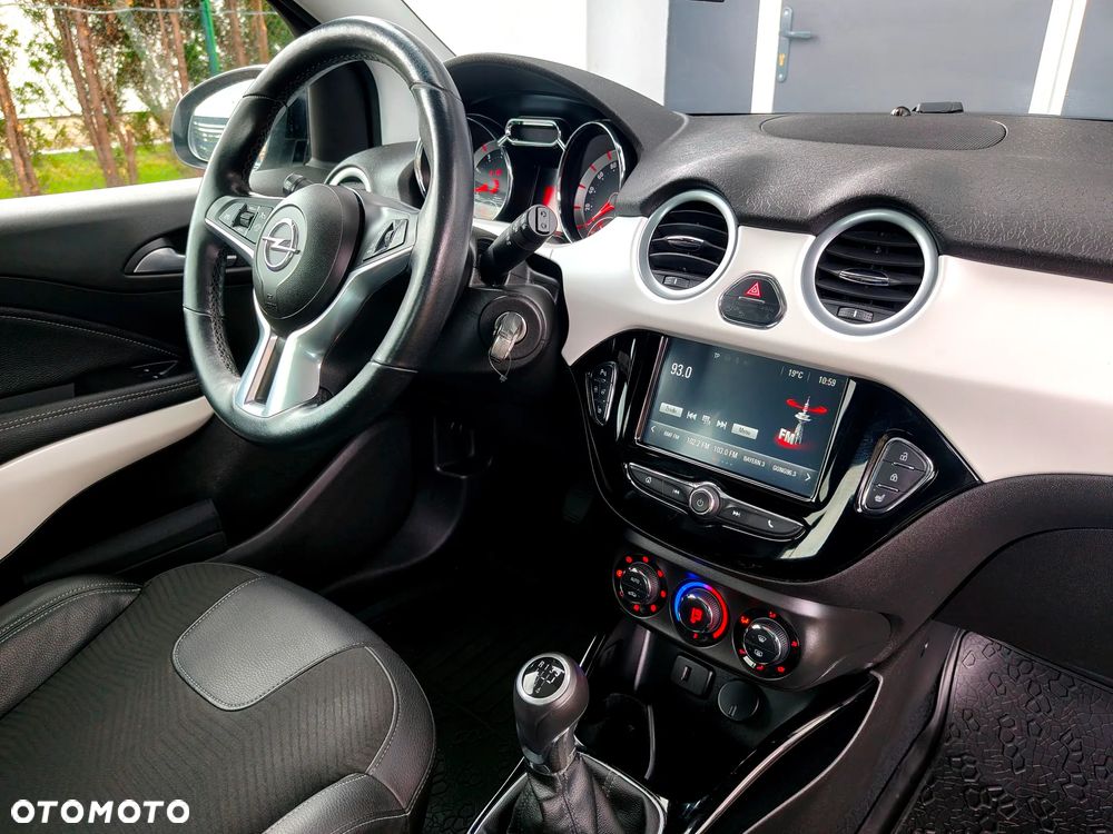 Opel Adam 1.4 Glam - 29