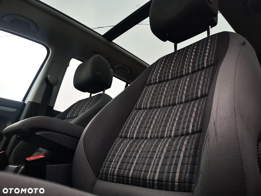 Volkswagen Touran 1.6 TDI DPF BlueMotion Technology DSG Comfortline - 7