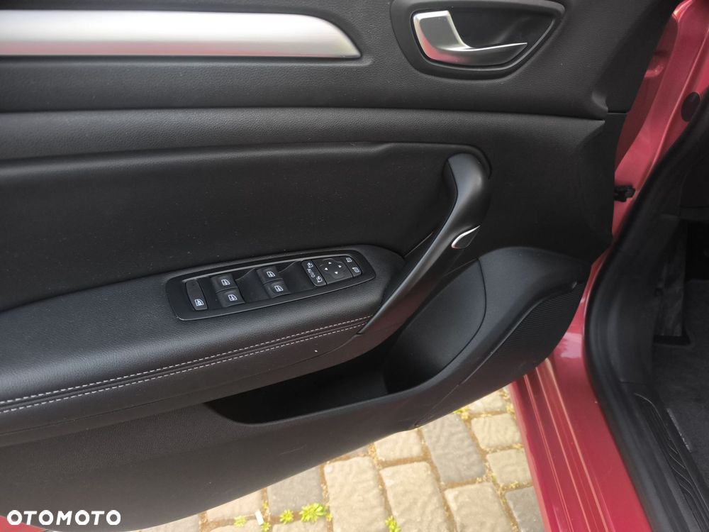 Renault Megane 1.3 TCe FAP Techno EDC - 10