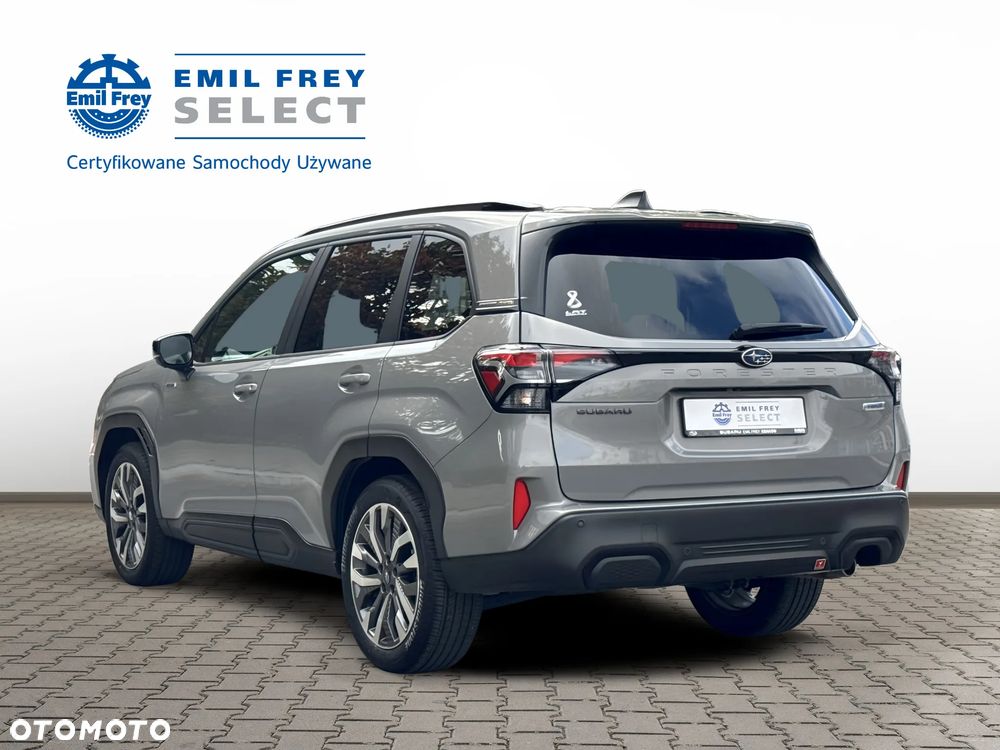 Subaru Forester 2025 photo 3
