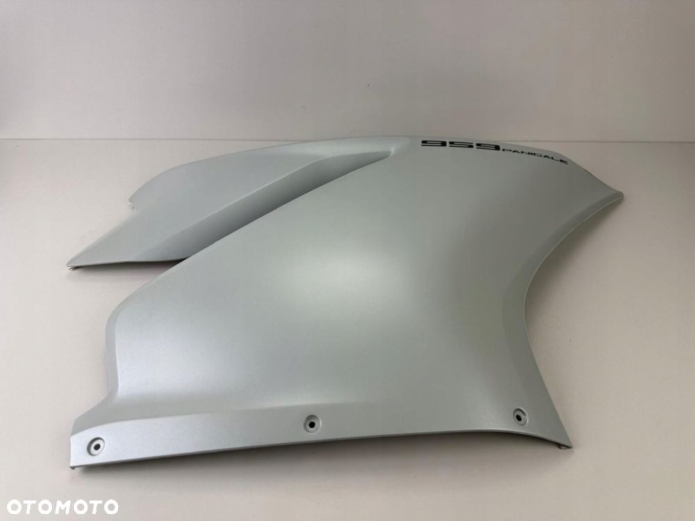 Prawa boczna owiewka bok Ducati Panigale 899 959 1099 1199 1299 - 8