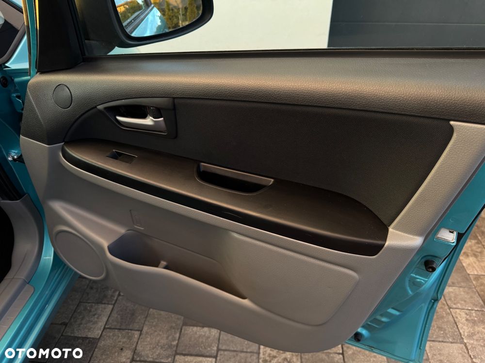 Suzuki SX4 1.6 VVT 4x2 Comfort - 28