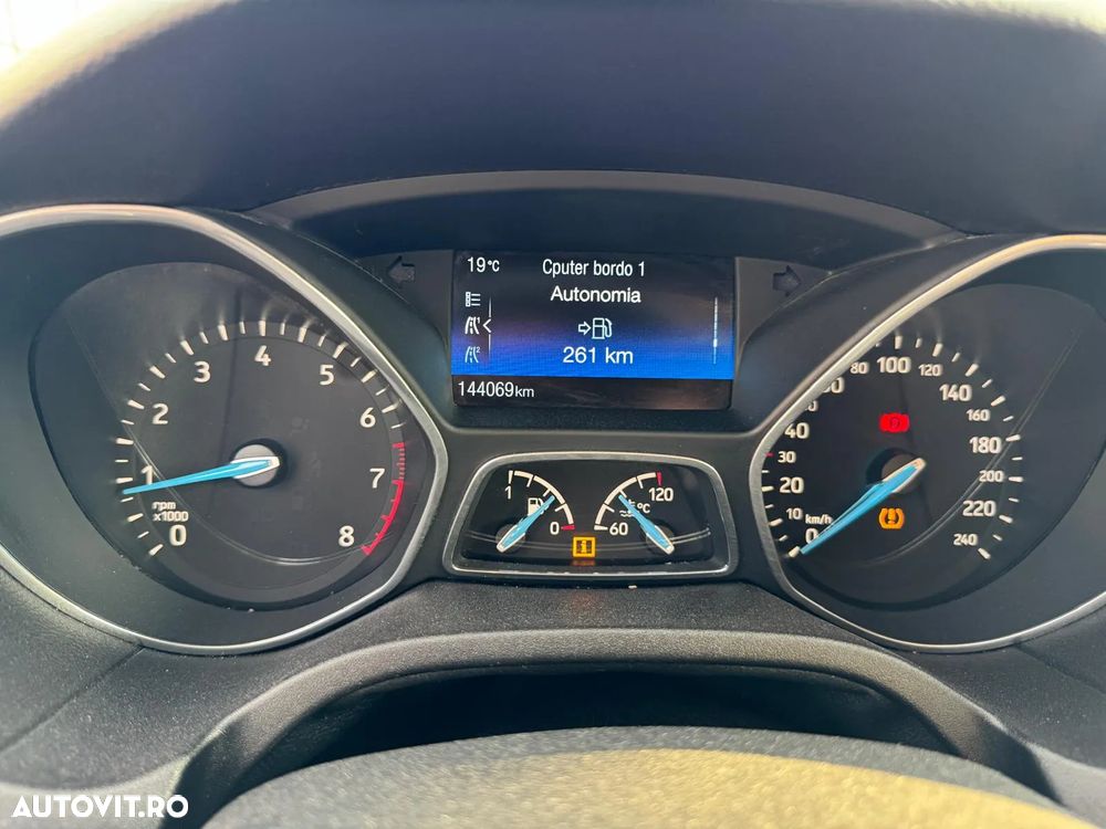 Ford Focus Turnier 1.0 EcoBoost Start-Stopp-System COOL&CONNECT - 3