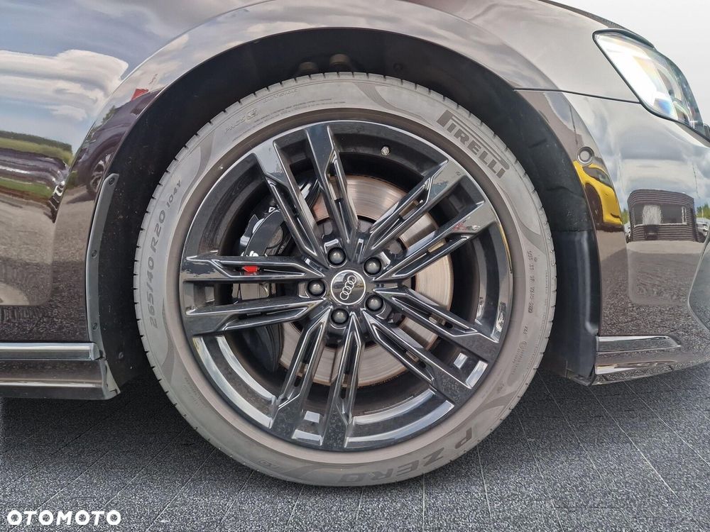 Audi S8 - 33