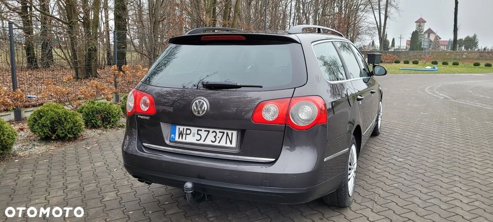 Volkswagen Passat - 6